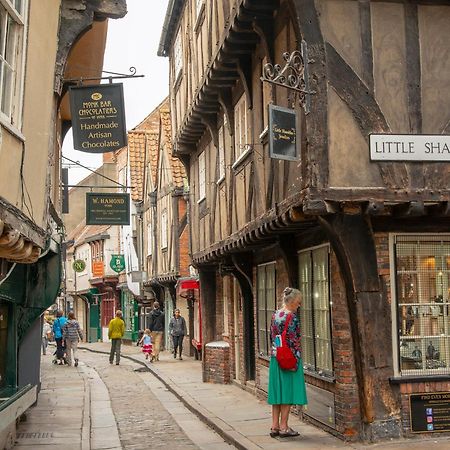 Spacious Apt In The Heart Of York I Pass The Keys ภายนอก รูปภาพ